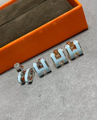 POP H SKY BLUE STUD EARRINGS