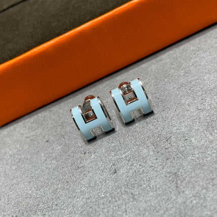 POP H SKY BLUE STUD EARRINGS