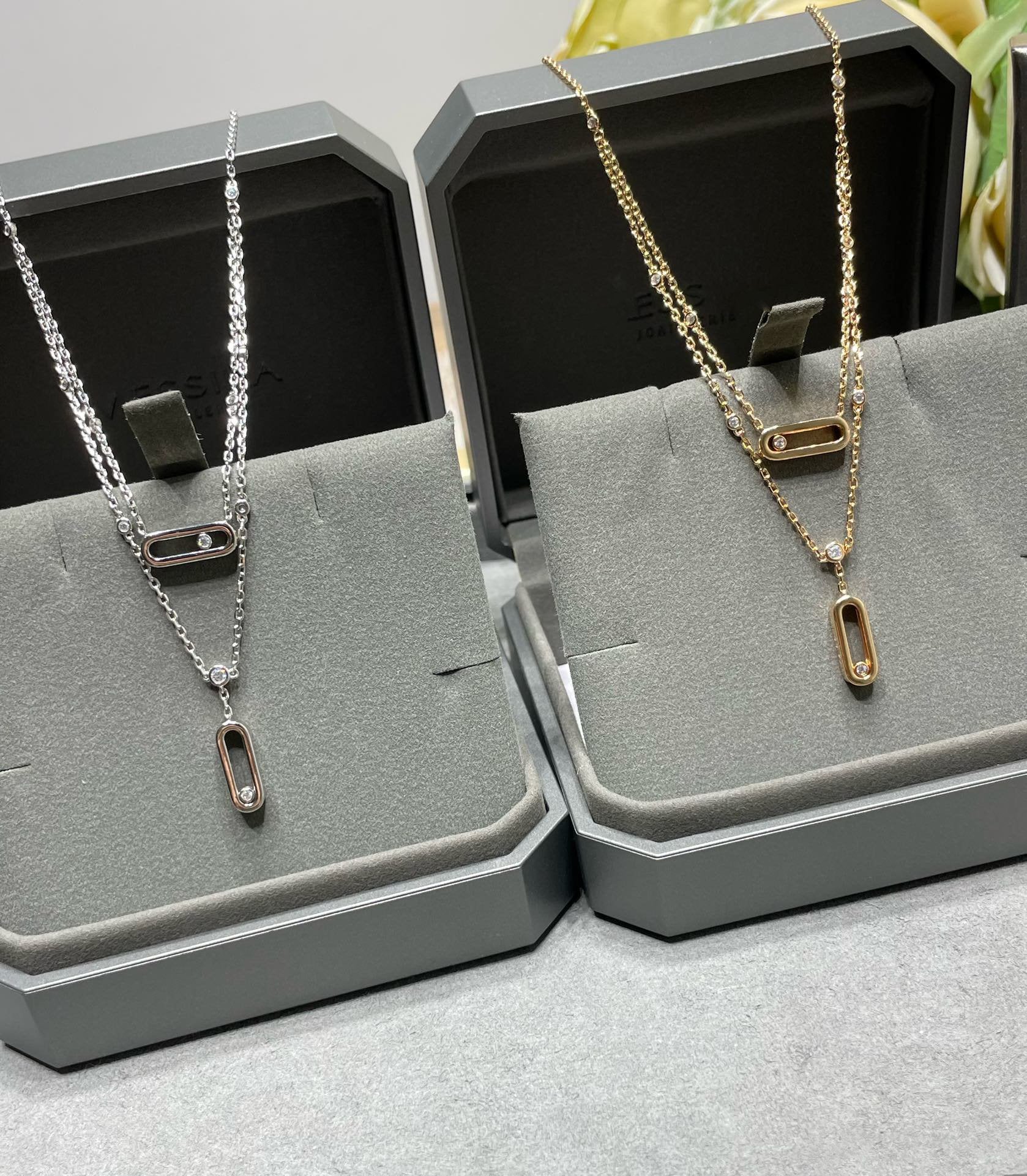 MOVE UNO 2 ROW DIAMOND NECKLACE