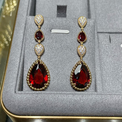 BOHEME 4 MOTIF CARNELIAN DROP GOLD EARRINGS