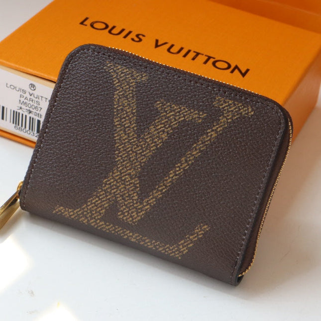 LV ZIPPY COIN PURSE MONOGRAM GIANT CANVAS