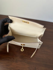 HM KELLY MINI 20 WHITE CHEVRE GOLD HARDWARE