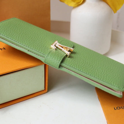 VERTICAL WALLET CAPUCINES GREEN