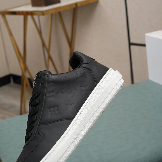 LV RIVOLI SNEAKER BLACK