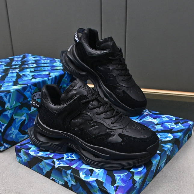 LV RUN SNEAKER BLACK