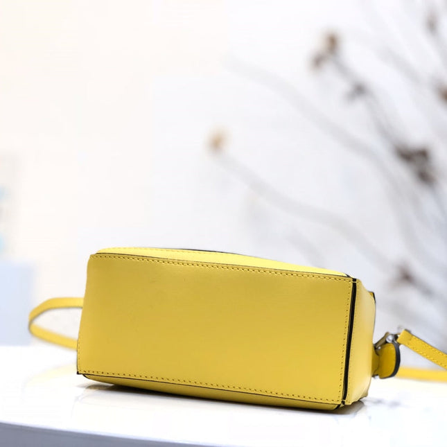 LOE MINI 18 PUZZLE BAG IN YELLOW CALFSKIN