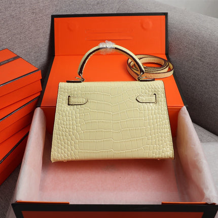 HM KELLY MINI 22 PASTEL YELLOW ALLIGATOR GOLD BUCKLE