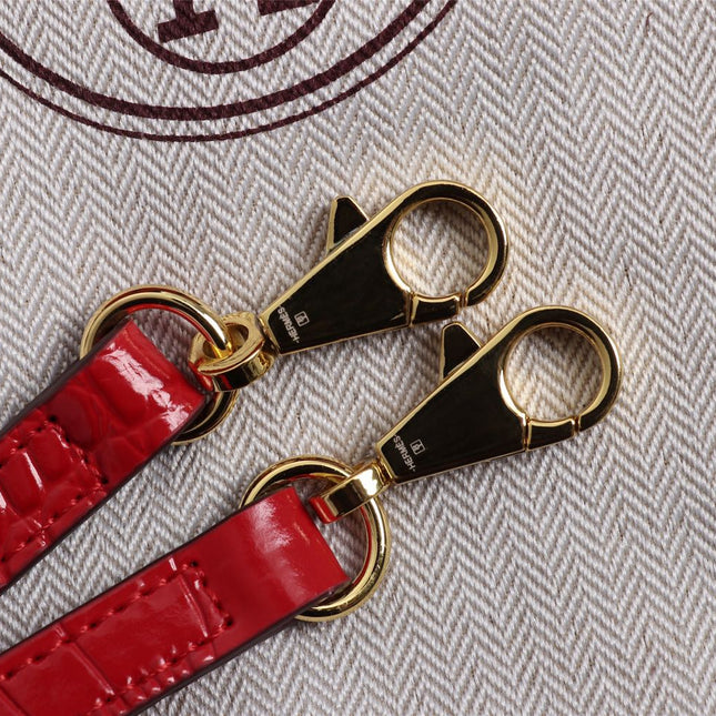 HM KELLY MINI 22 RED ALLIGATOR GOLD BUCKLE