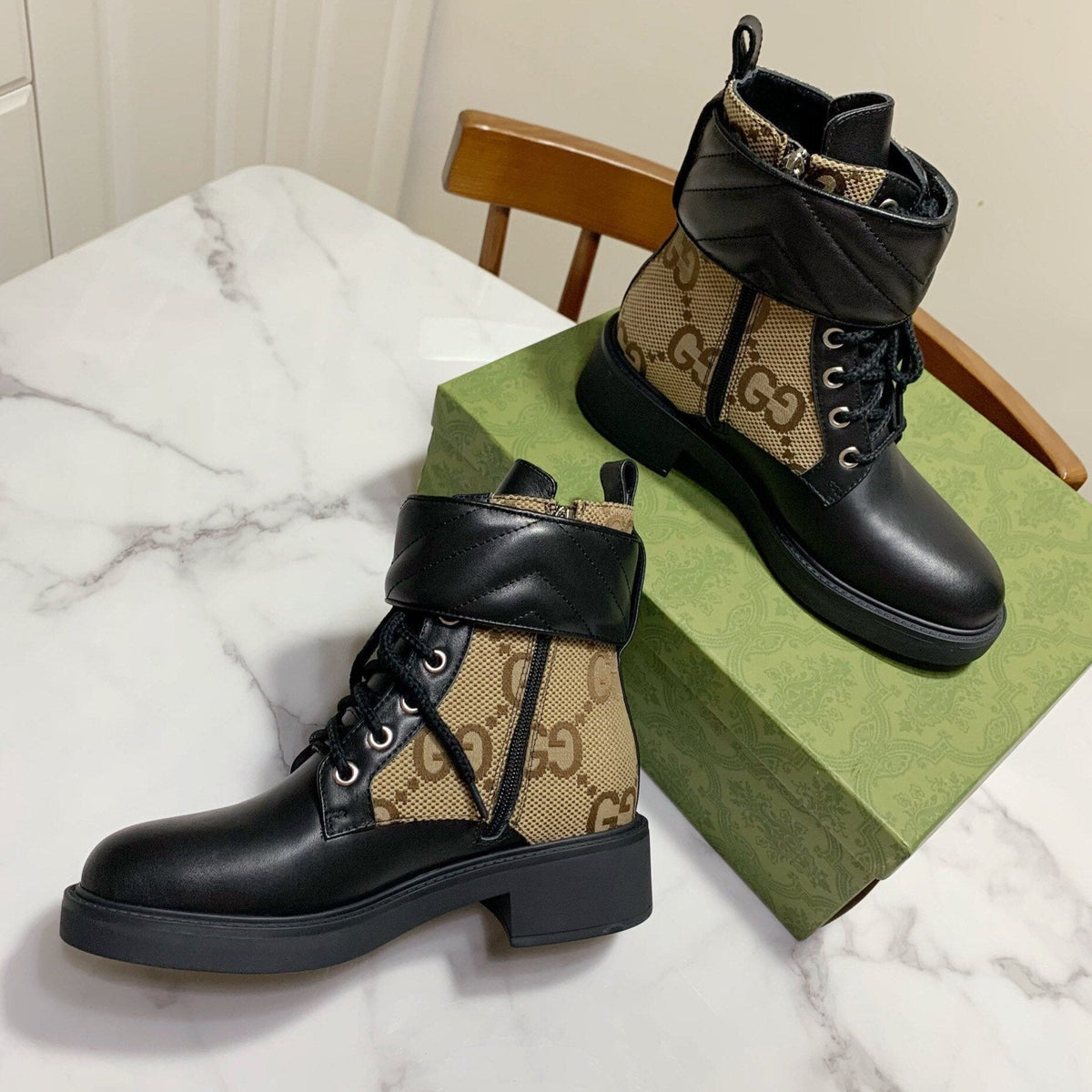 LACE-UP ANKLE BOOTS WITH DOUBLE G BUCKLE IN BEIGE CANVAS AND BLACK SHEEPSKIN