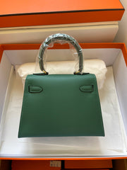 KELLY MINI 20 BAG IN DARK GREEN CALFSKIN WITH GOLD HARDWARE