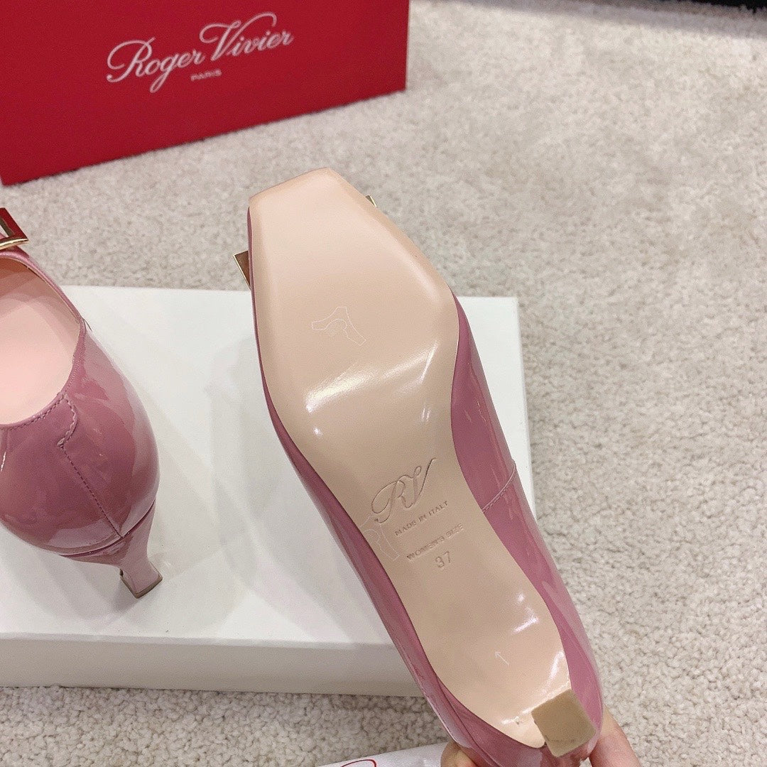 BELLE VIVIER PUMPS IN PASTEL PINK GLOSSY CALFSKIN GOLD BUCKLE