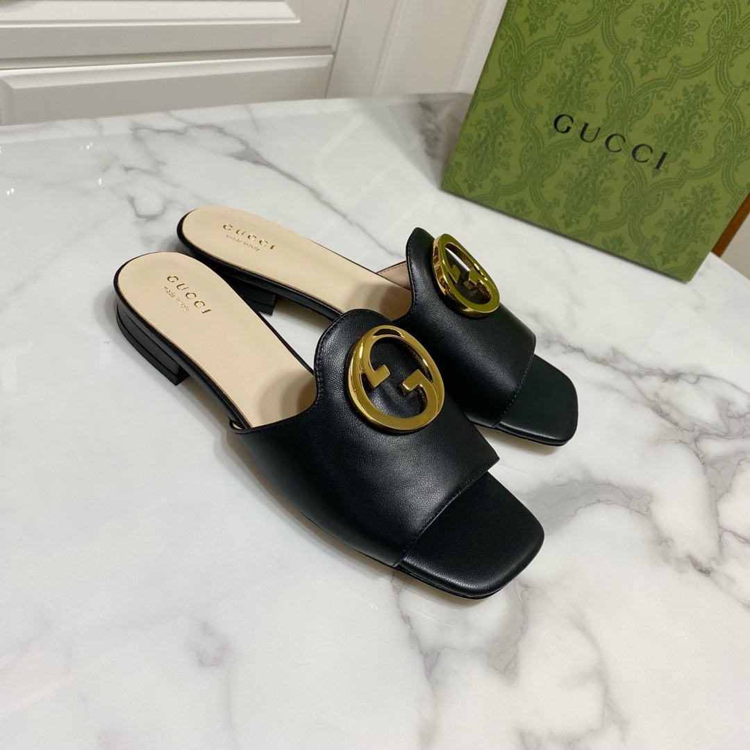 GUCCI 26S BLONDIE SLIPPERS IN BLACK CALFSKIN