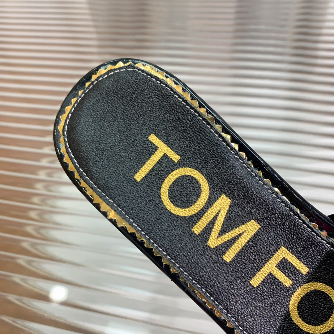 FLAT SLIDE IN BLACK METALLIC CALFSKIN