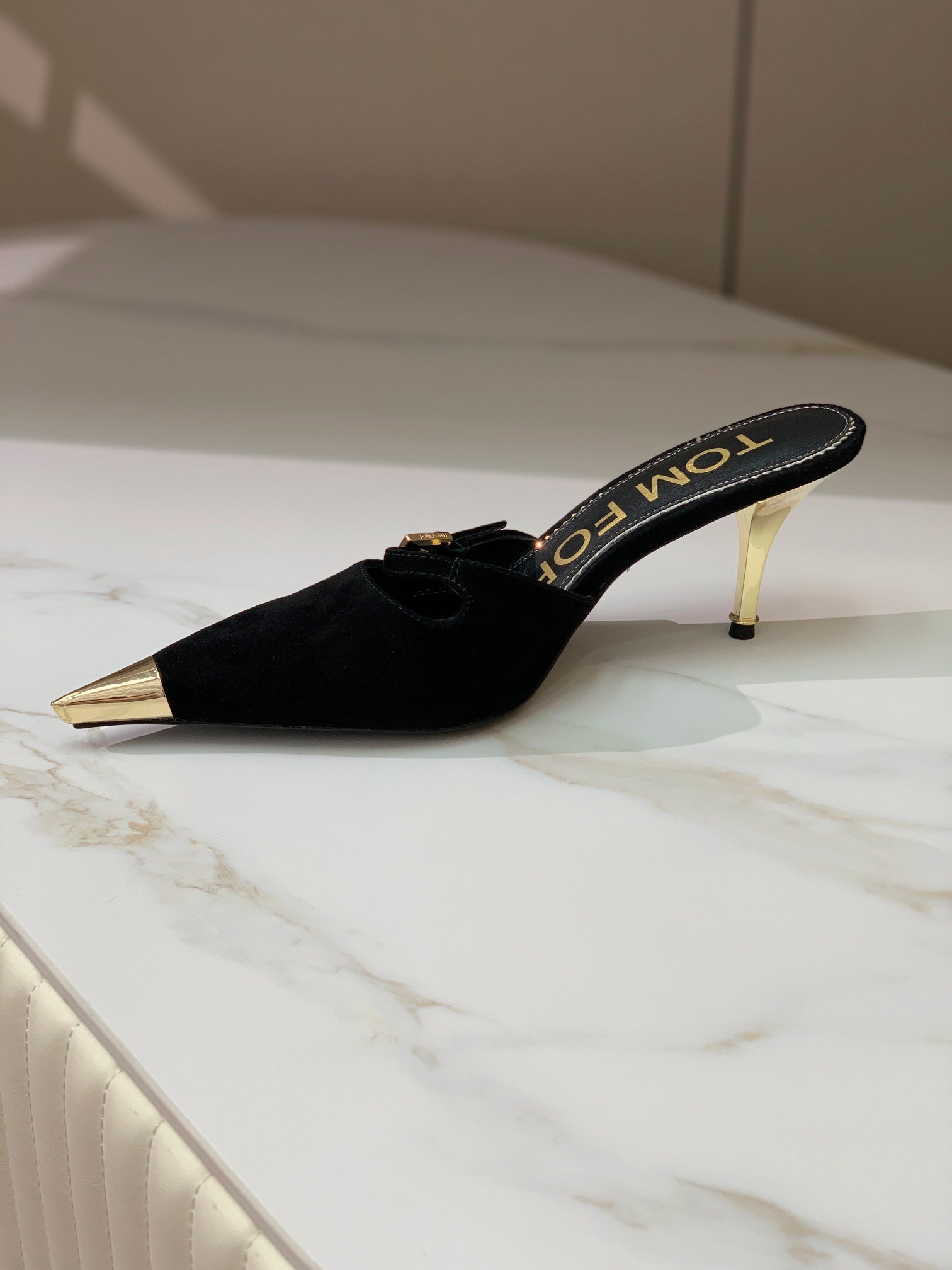 HIGH PUMP MULE 7 CM IN BLACK SUEDE