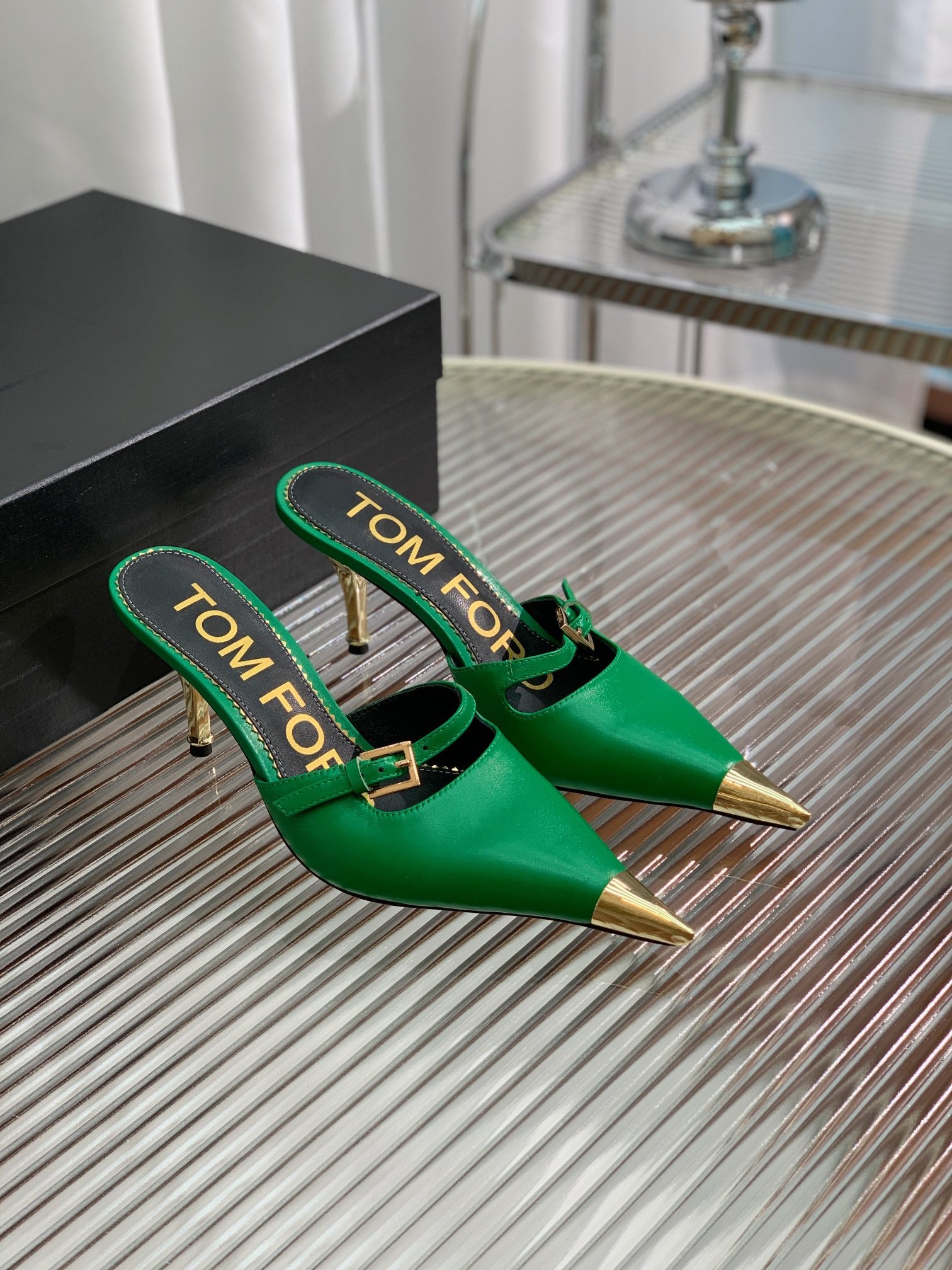 HIGH PUMP MULE 7 CM IN EMERALD GREEN CALFSKIN