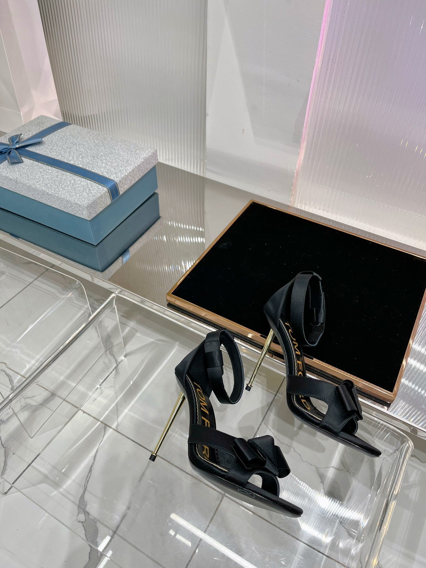 HIGH HEELS 11 CM IN BLACK PURE SILK AND LAMBSKIN