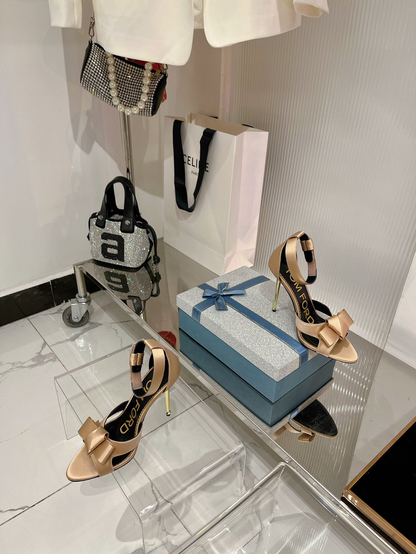 HIGH HEELS 11 CM IN FAWN GOLD PURE SILK AND LAMBSKIN