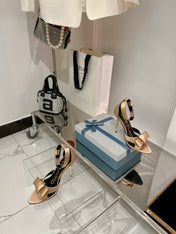 HIGH HEELS 11 CM IN FAWN GOLD PURE SILK AND LAMBSKIN