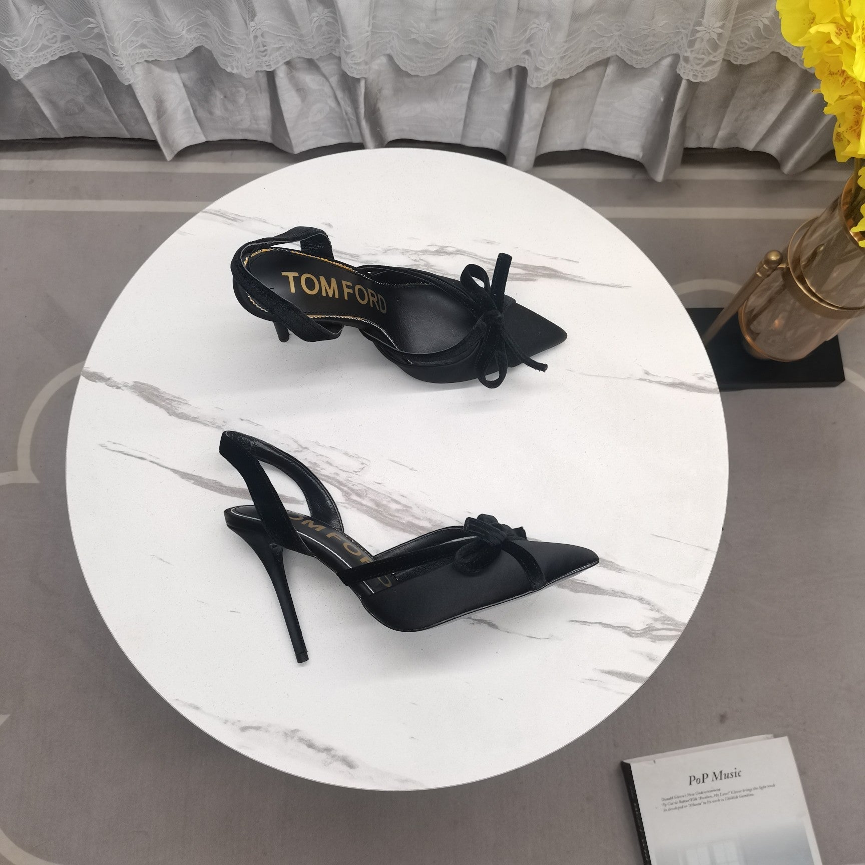 SLINGBACK PUMPS 10 CM IN BLACK SILK AND SUEDE