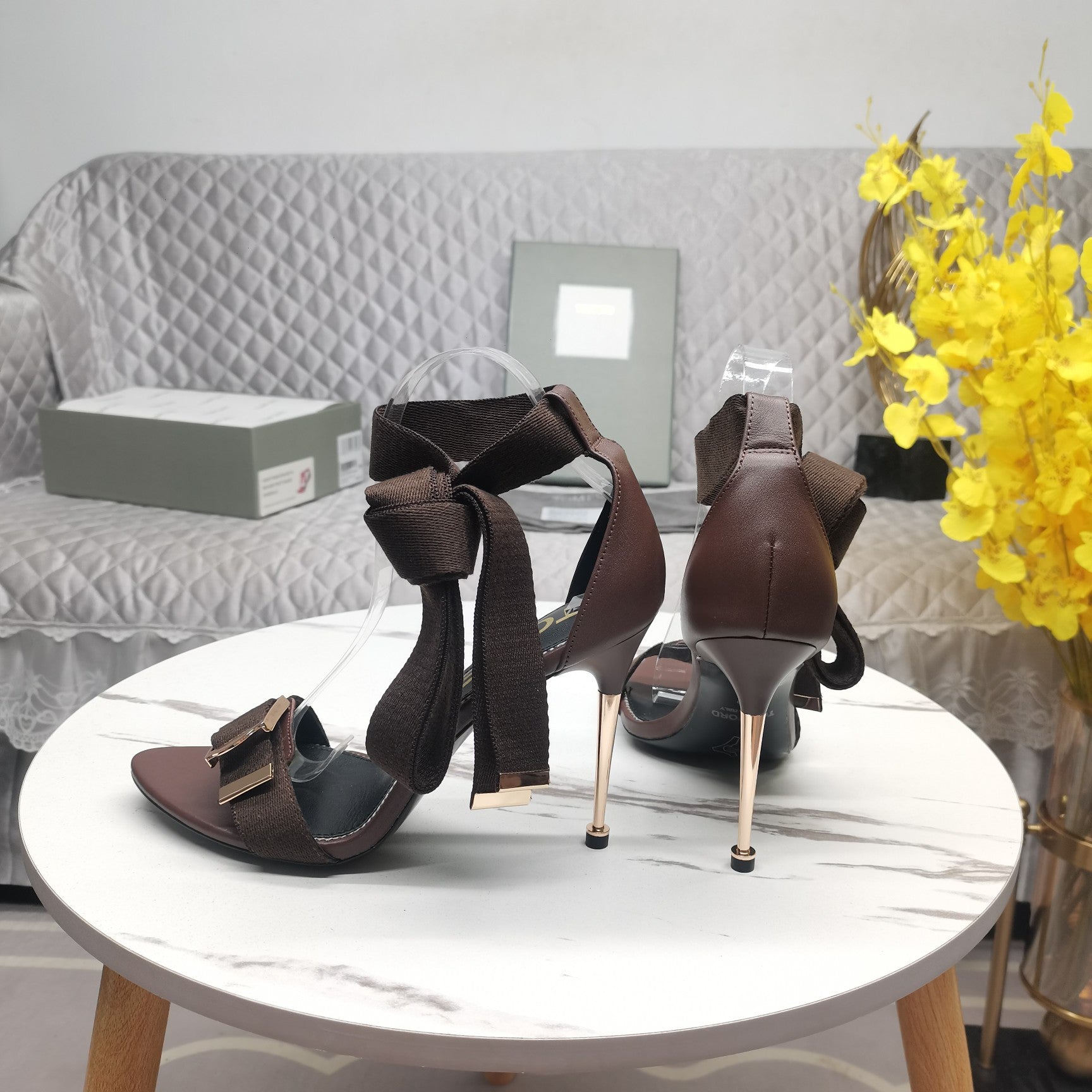 HIGH HEEL 10 CM IN CHOCOLATE BROWN FABRIC AND LAMBSKIN