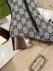 GG KNEE BOOTS IN LIGHT GRAY MONOGRAM CANVAS AND BLACK GLOSSY SHEEPSKIN