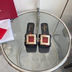 VIV' BY THE SEA LOVE METAL MULES IN BLACK CALFSKIN GOLD BUCKLE