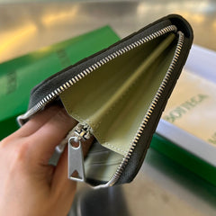 INTRECCIATO 19 WALLET IN DARK BLUE CALFSKIN