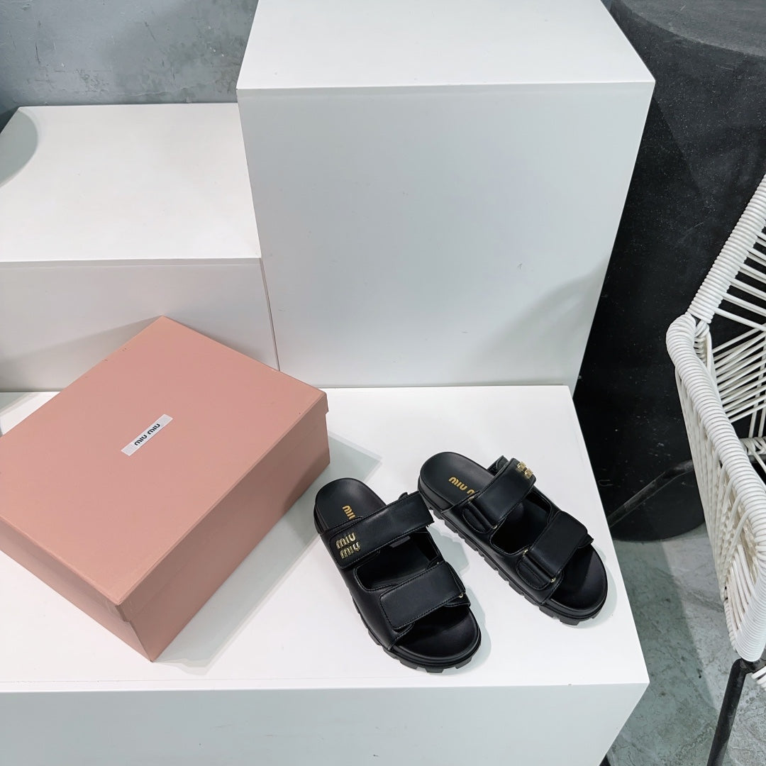 Slippers Black Sheepskin With Stylized Straps