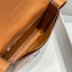 STEVE LIGHT JUNIOR MESSENGER BAG 27 IN GOLD TOGO CALFSKIN