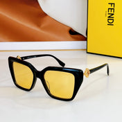 FF DIAMONDS SQUARE FRAME SUNGLASSES FE40161I IN ACETATE