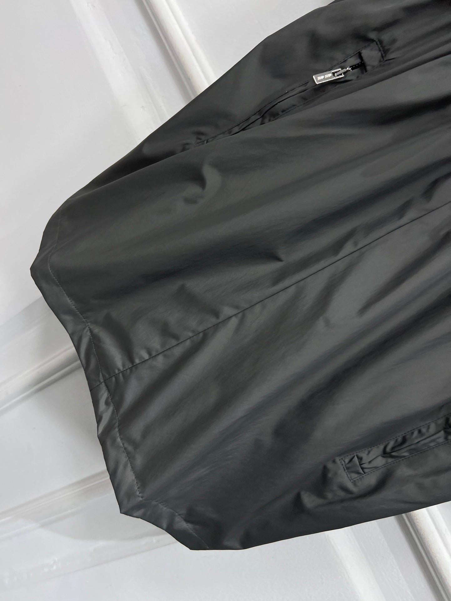 MIU 25S HOODED JACKET GREY IN NYLON 263119