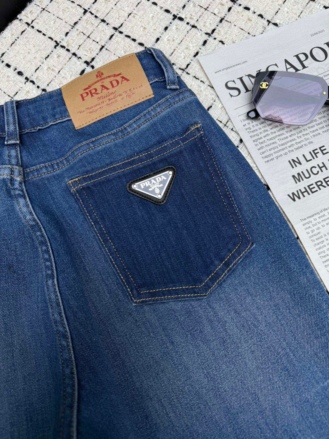 PRADA 26S DENIM JEANS 598