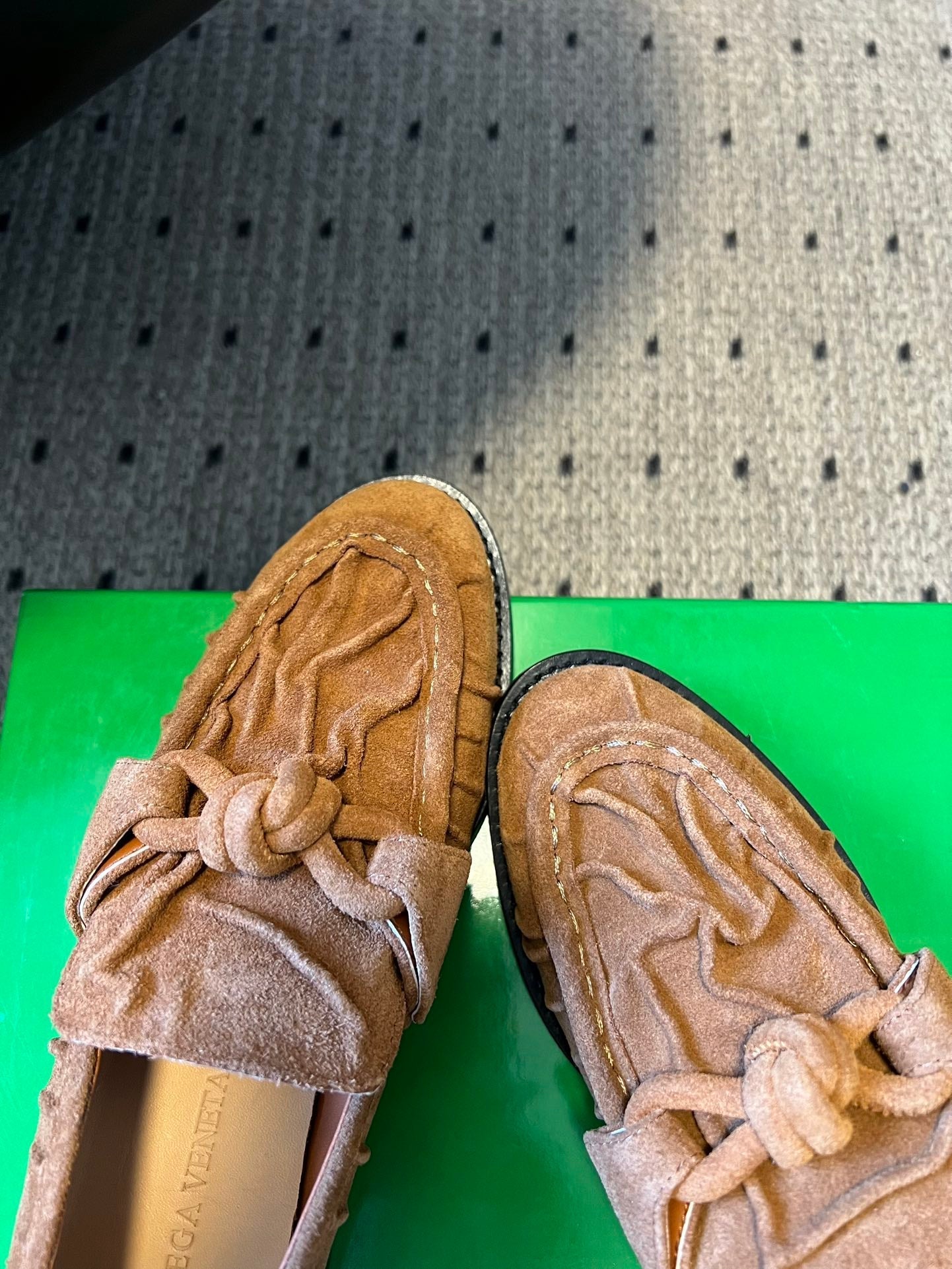 BOTTEGA VENETA 26S LOAFERS IN BROWN SUEDE