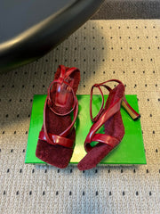 BOTTEGA VENETA 26S SQUARE-TOE HIGH-HEEL SANDALS 90 MM IN RED LAMBSKIN AND WOOL