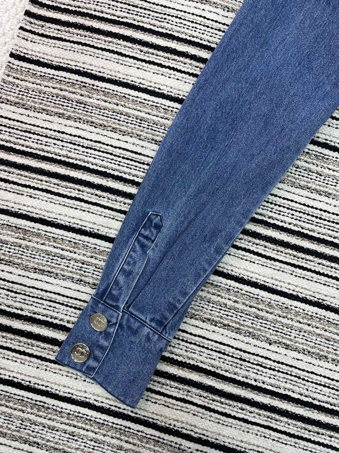 CHANEL 26S DENIM SHIRT 943