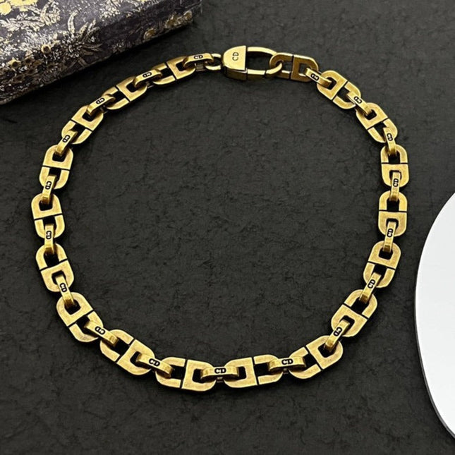 CHOKER NECKLACE GOLD DIAMOND