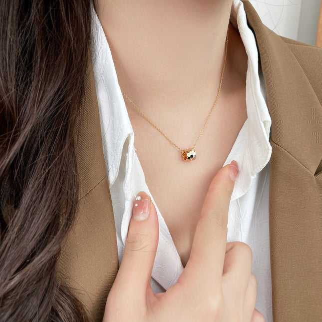 BEE MINI PEDANT DIAMOND NECKLACE