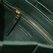 CASSETTE 23 IN DARK GREEN CALFSKIN