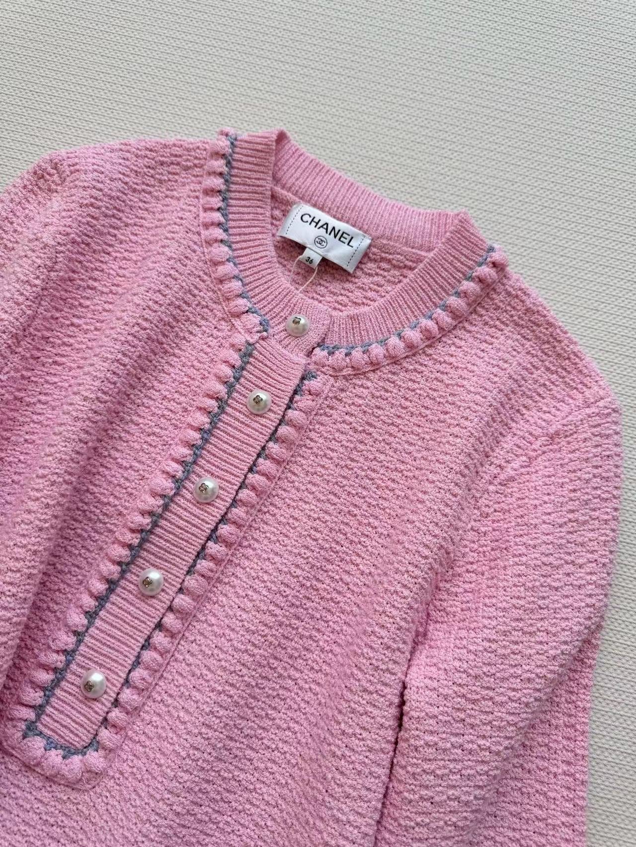 Chanel 25P Long-Sleeve Top Pink Tweed Pearl Buttons