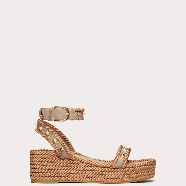 rockstud flatform sandal beige calfskin 45mm