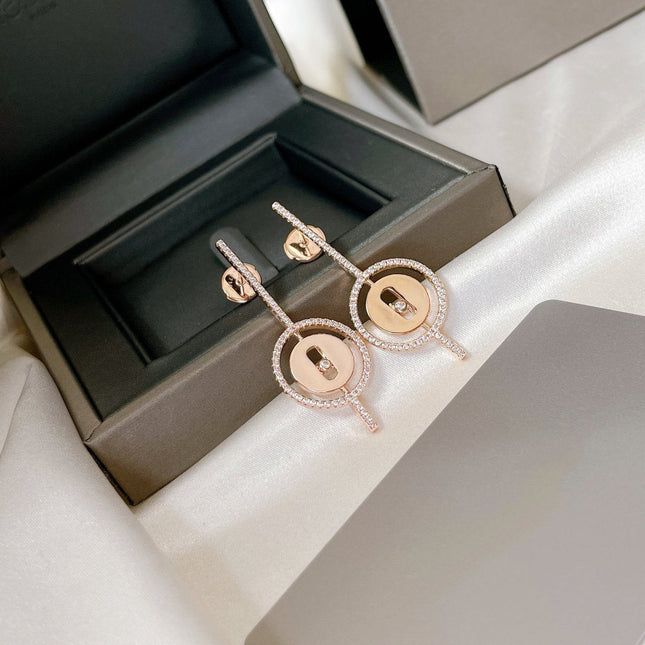 LUCKY MOVE ARROW PINK GOLD DIAMOND EARRINGS