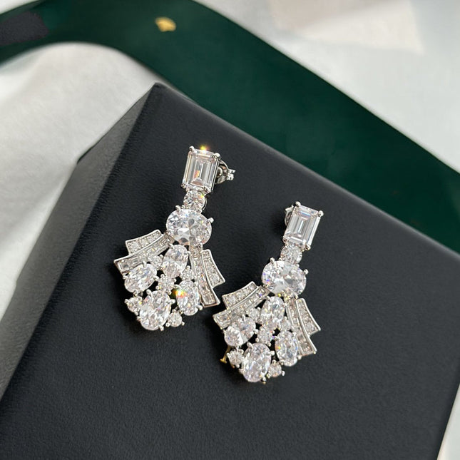 GRA SILVER DIAMOND EARRINGS