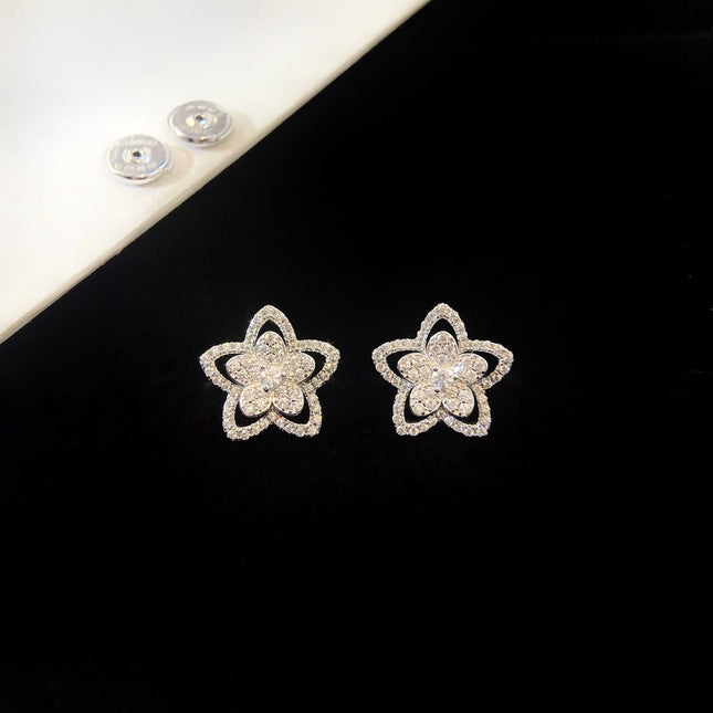 WILD FLOWER SILVER DIAMOND STUD EARRINGS