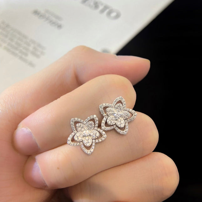 WILD FLOWER SILVER DIAMOND STUD EARRINGS