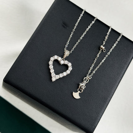 HEART SILHOUETTE SILVER DIAMOND NECKLACE