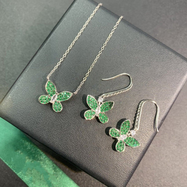 BUTTERFLY GREEN DIAMOND PAVED NECKLACE