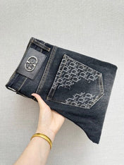 BLACK DENIM JEANS FEATURING THE DIOR OBLIQUE MOTIF ON BACK POCKET