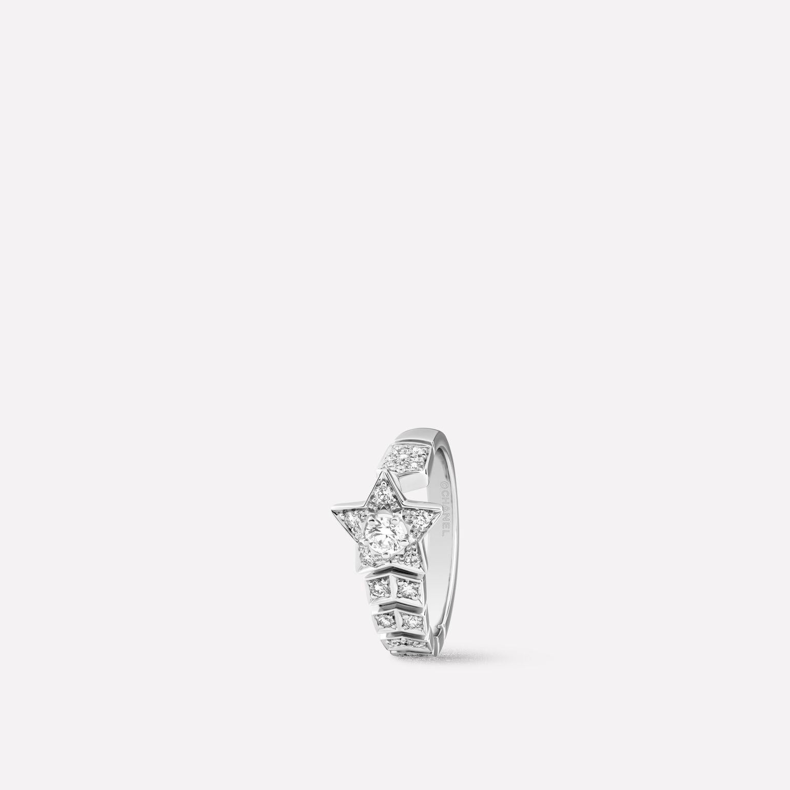 chanel-comete-chevron-ring-18k-white-gold-diamonds-j11457_6d78eb50-6b53-45a0-a9bd-d916e9cd1aa2.jpg