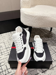 PRADA 25S MEN SNEAKERS LOGO IN WHITE AND BLACK NUBUCK AND CANVAS