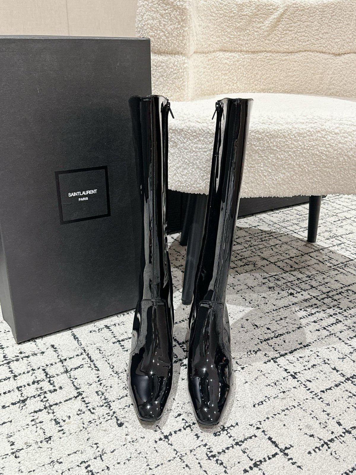 YSL 25S PLATFORM KNEE-HIGH BOOTS 70 MM IN BLACK GLOSSY LAMBSKIN